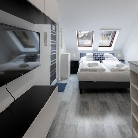 Roomstore Studio Apartments Еґер Екстер'єр фото