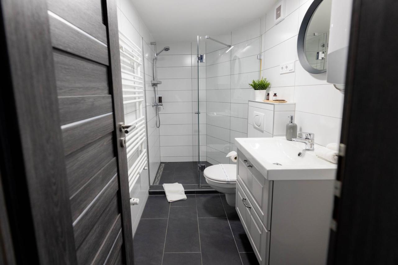 Roomstore Studio Apartments Еґер Екстер'єр фото